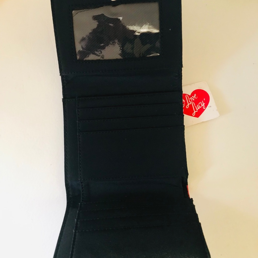 ❌SOLD!❌I LOVE LUCY small wallet - Picture 3 of 5